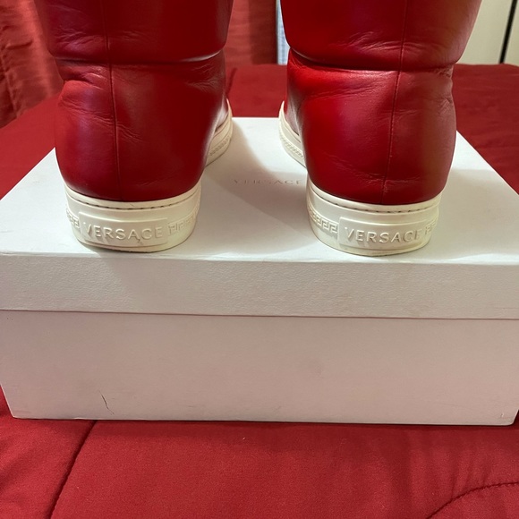 Hightop Cardinal Red/Gold Medusa head Versace sneakers - Picture 6 of 16